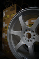 57DR Ceramic Pearl White 18x9.5 +38 5x114.3 (set of 4)