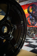 57CR Glossy Black 18x9.5 +38 5x120 (set of 4)